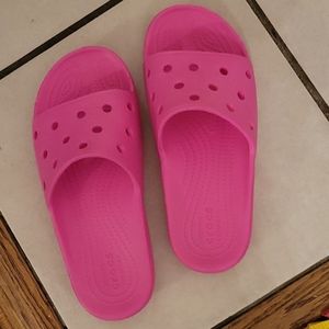 Crocs pink sandals men's 6 woman's 8